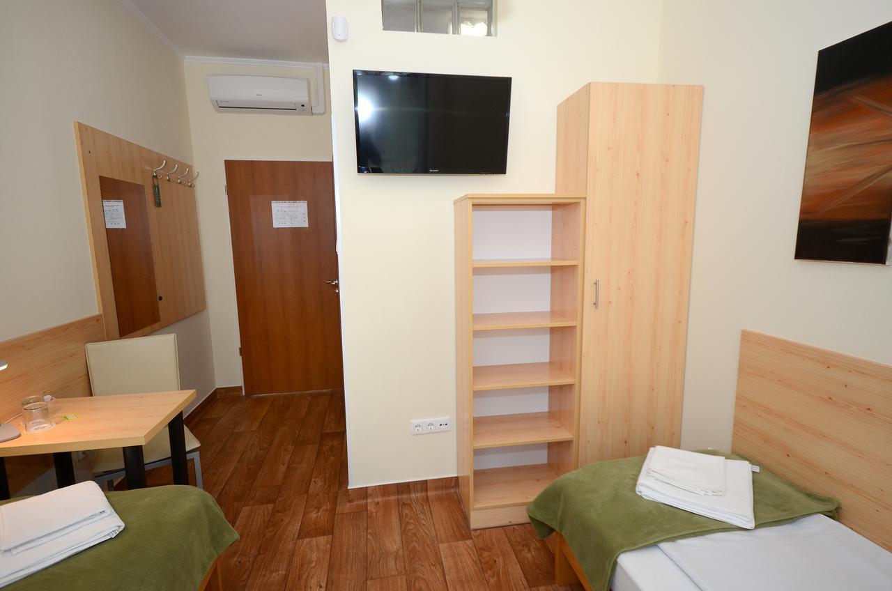 Szárszó Panzió Bed and breakfast Balatonszarszo
